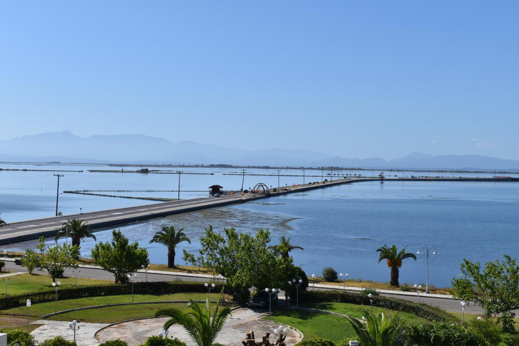 Hotel Theoxenia Mesolóngion المظهر الخارجي الصورة
