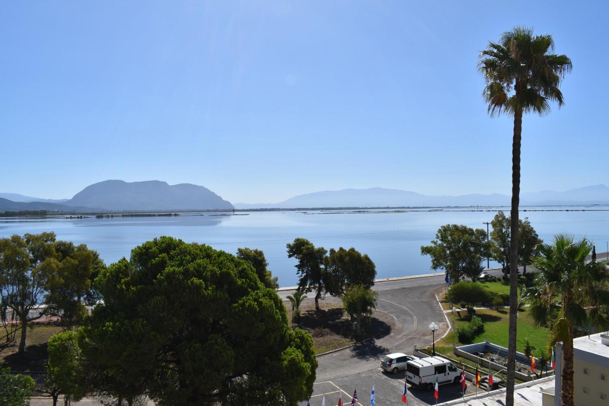 Hotel Theoxenia Mesolóngion المظهر الخارجي الصورة