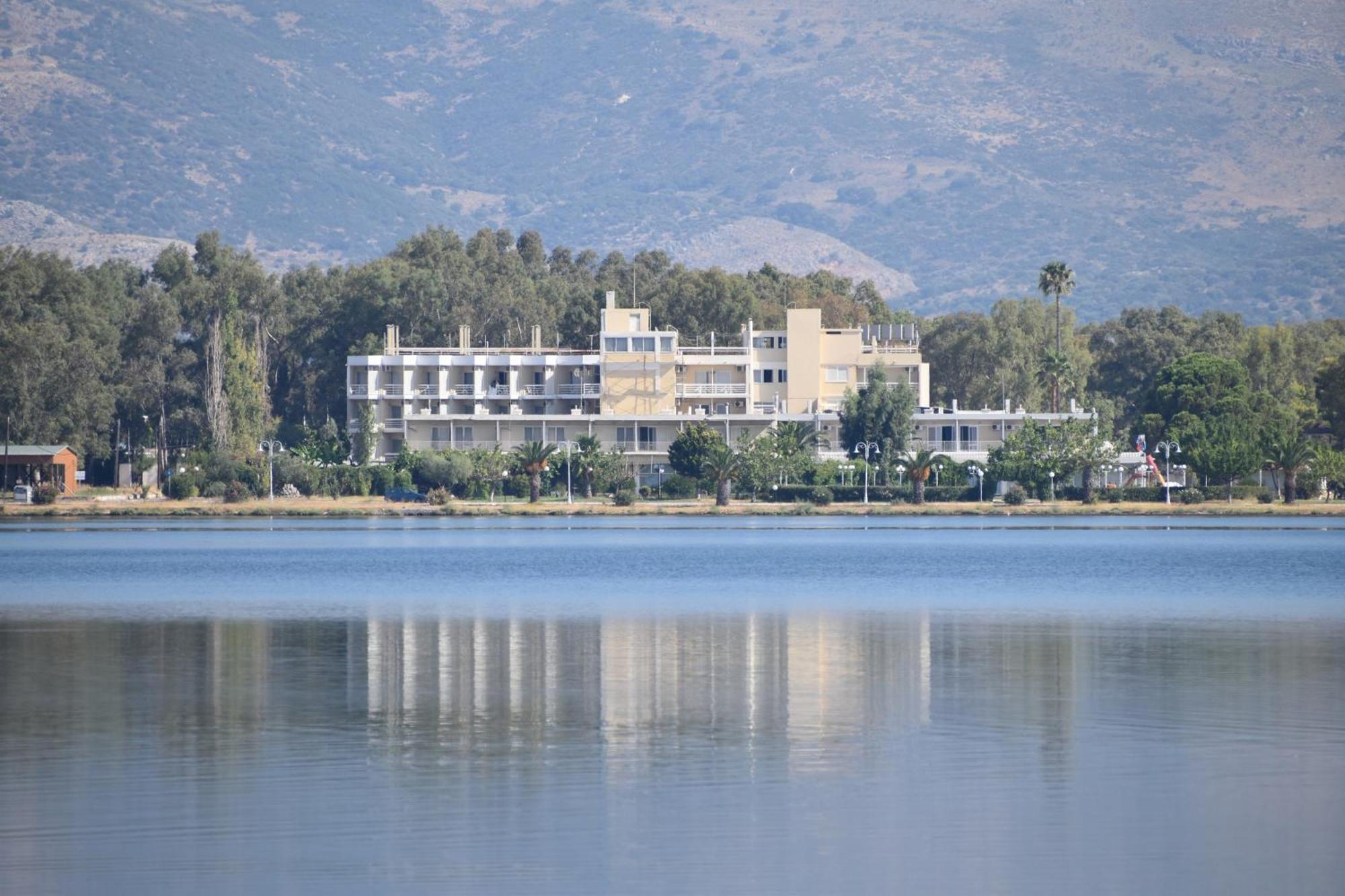 Hotel Theoxenia Mesolóngion المظهر الخارجي الصورة