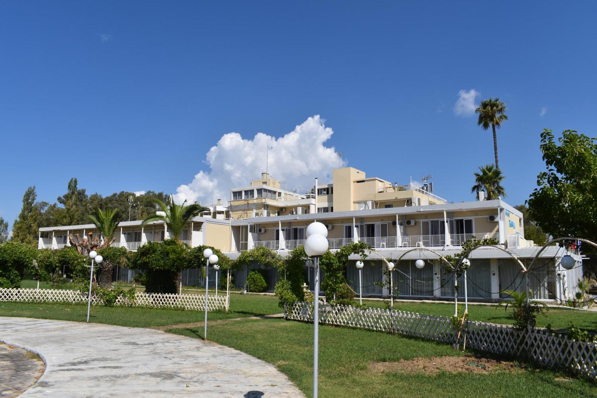 Hotel Theoxenia Mesolóngion المظهر الخارجي الصورة