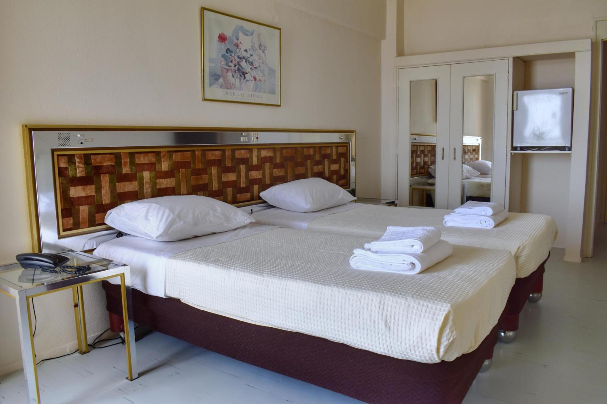 Hotel Theoxenia Mesolóngion المظهر الخارجي الصورة