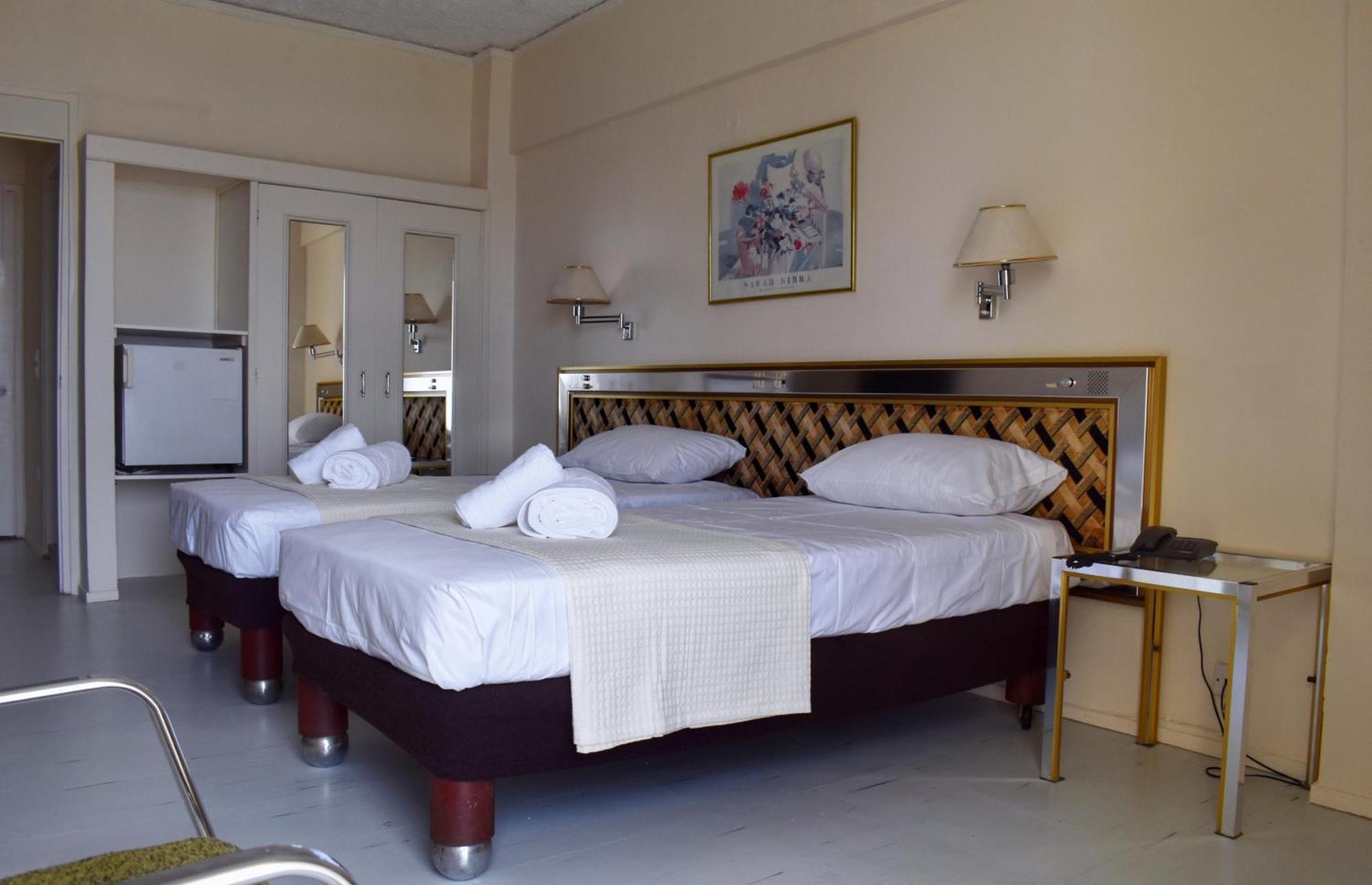 Hotel Theoxenia Mesolóngion المظهر الخارجي الصورة