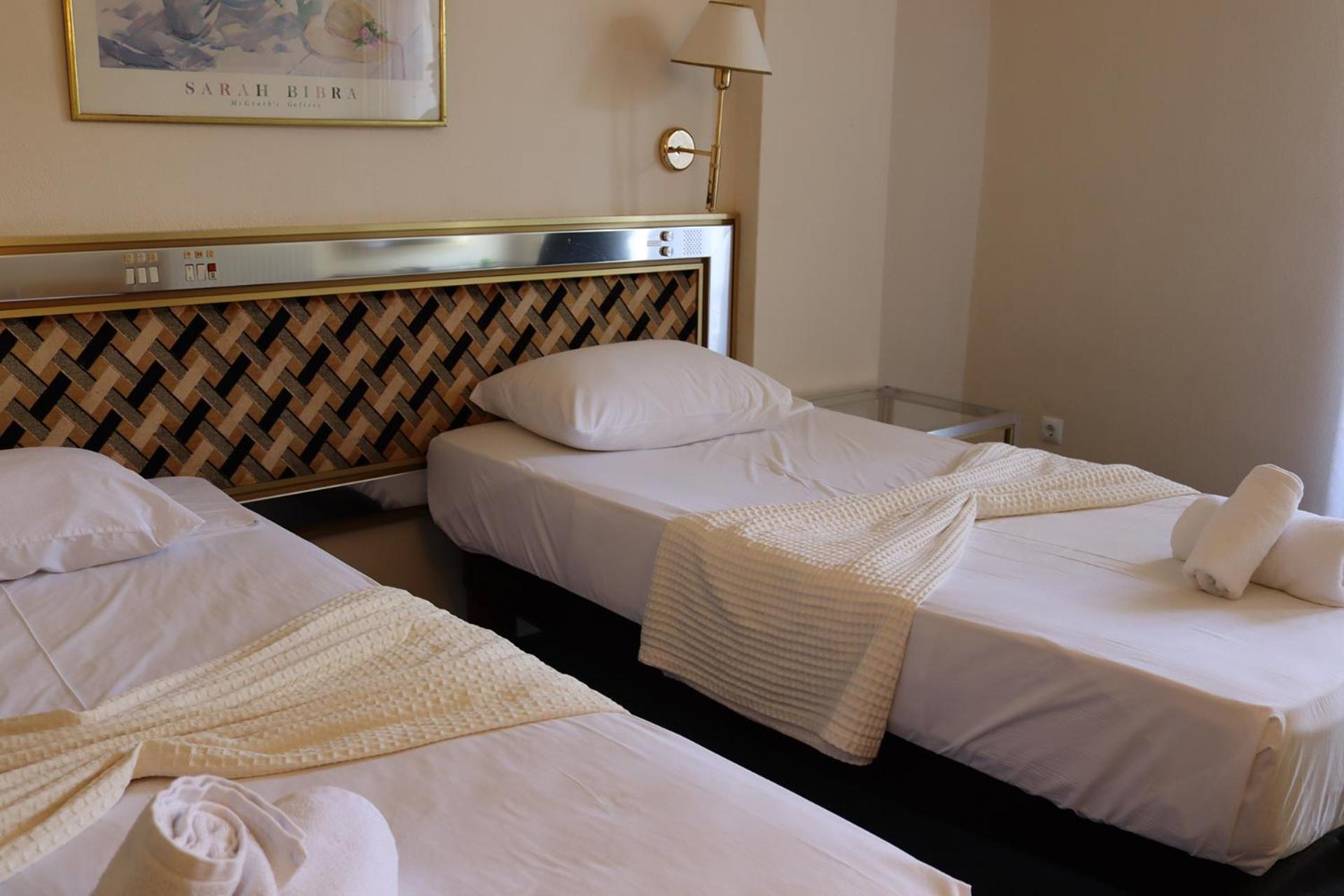 Hotel Theoxenia Mesolóngion المظهر الخارجي الصورة