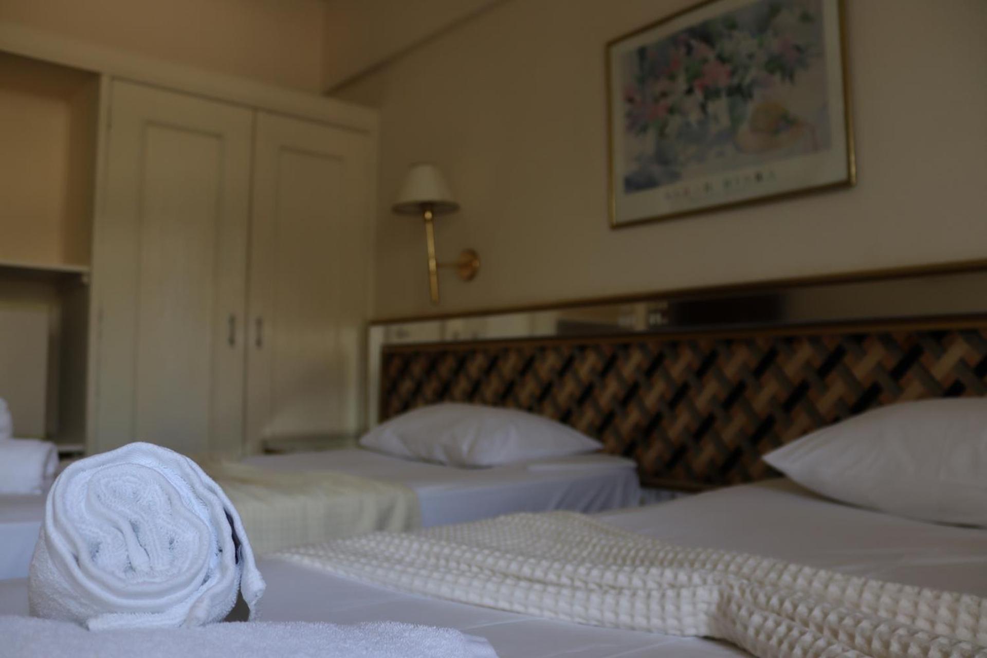 Hotel Theoxenia Mesolóngion المظهر الخارجي الصورة