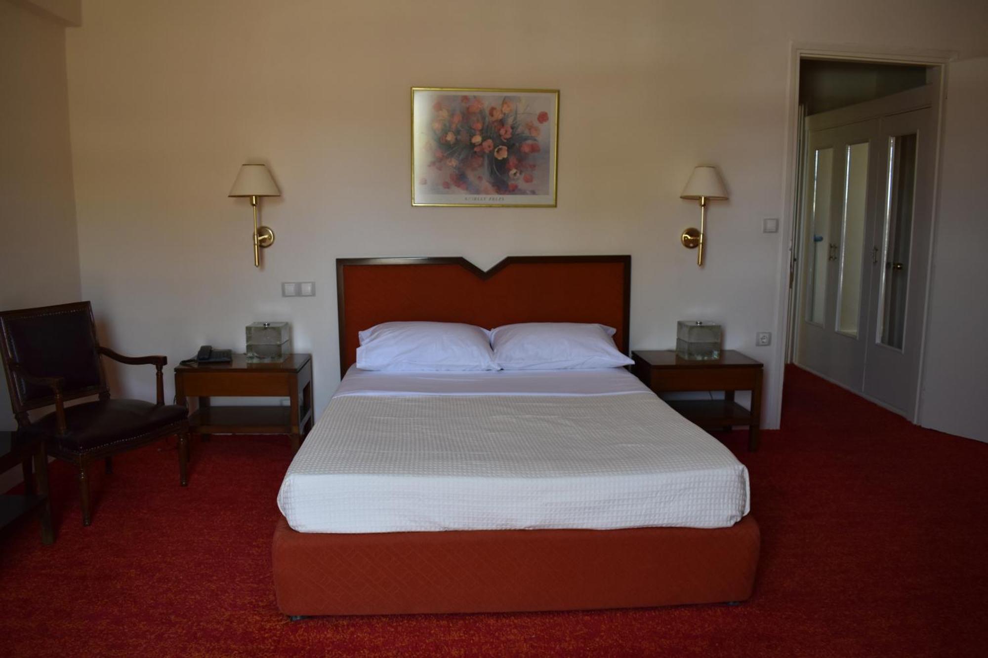 Hotel Theoxenia Mesolóngion المظهر الخارجي الصورة
